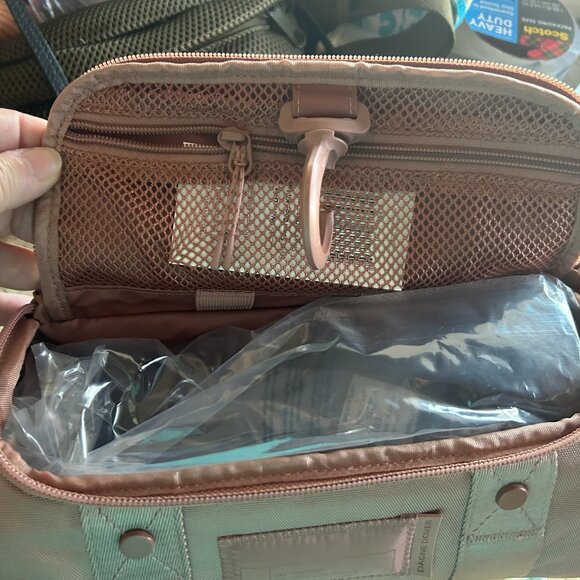 Dagne Dover "Seoul" Dopp (toiletries) kit - Picture 3 of 3